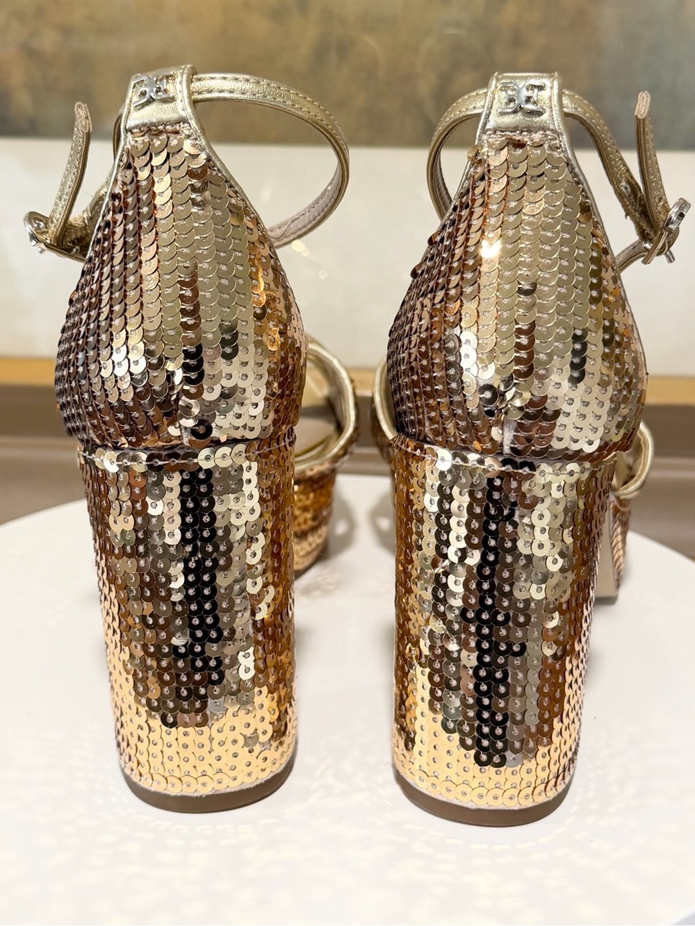 🌸SAM EDELMAN🌸 Jullian2 Platform Amber Gold Sequin Sandal Size: 6.5 - Picture 8 of 11